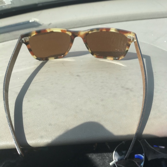 Very classic Giorgio Armani  sun Glasses  used - Picture 3 of 7